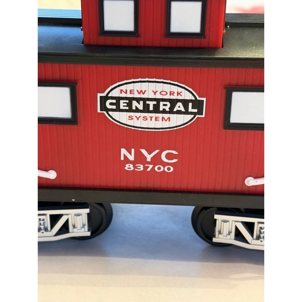 Lionel‎ Trains Ready-To-Play Train Caboose New York Central NYC Red 83700